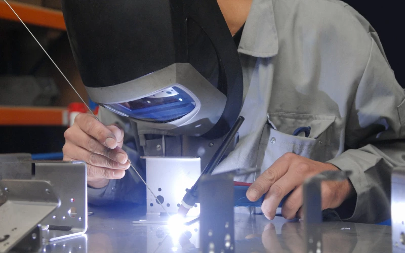 Soldadura de precisión para estructuras metálicas: casos prácticos